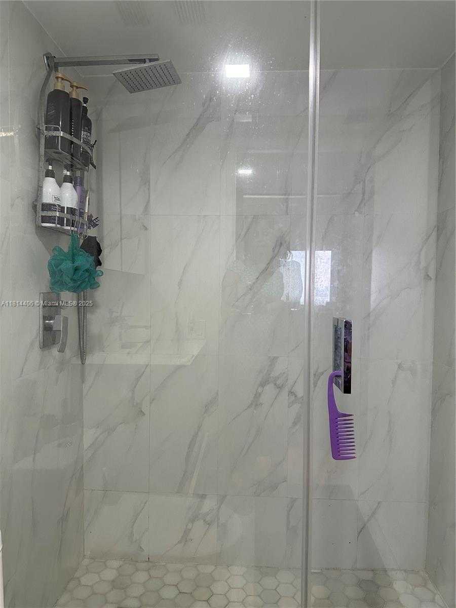 Small Image of 850 NORTH MIAMI AVE #W-908, Miami Number 17