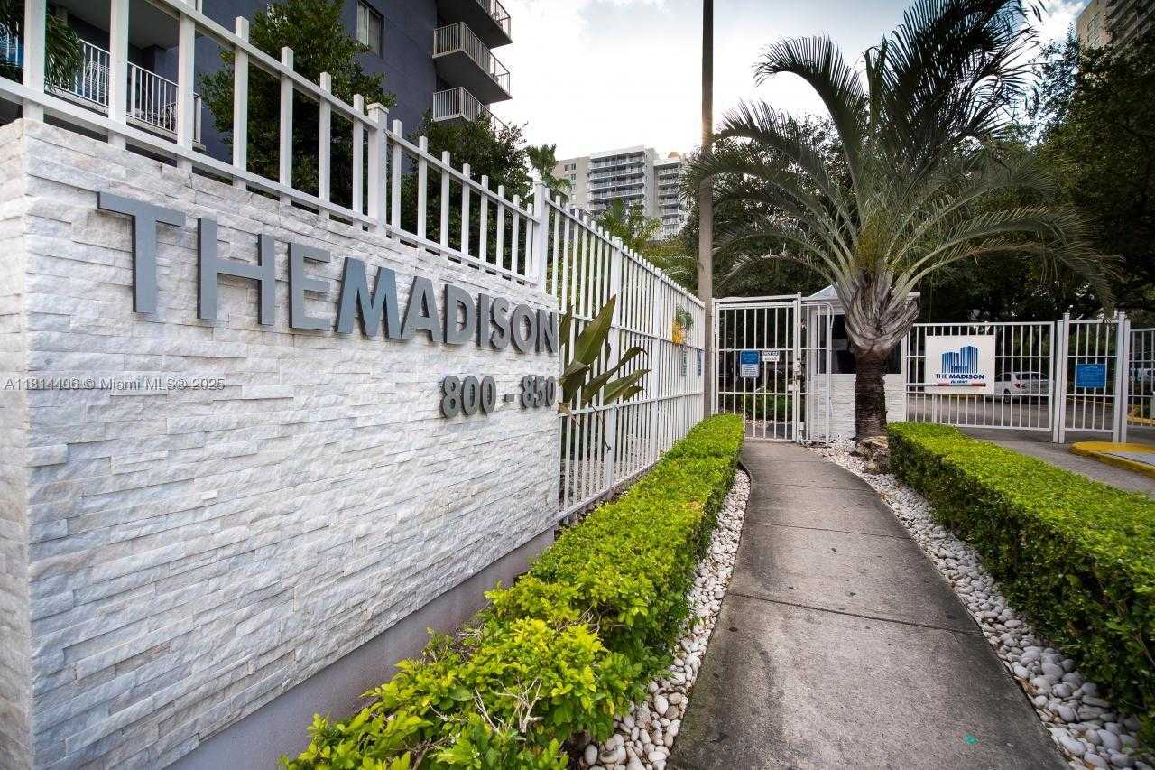 Small Image of 850 NORTH MIAMI AVE #W-908, Miami Number 3
