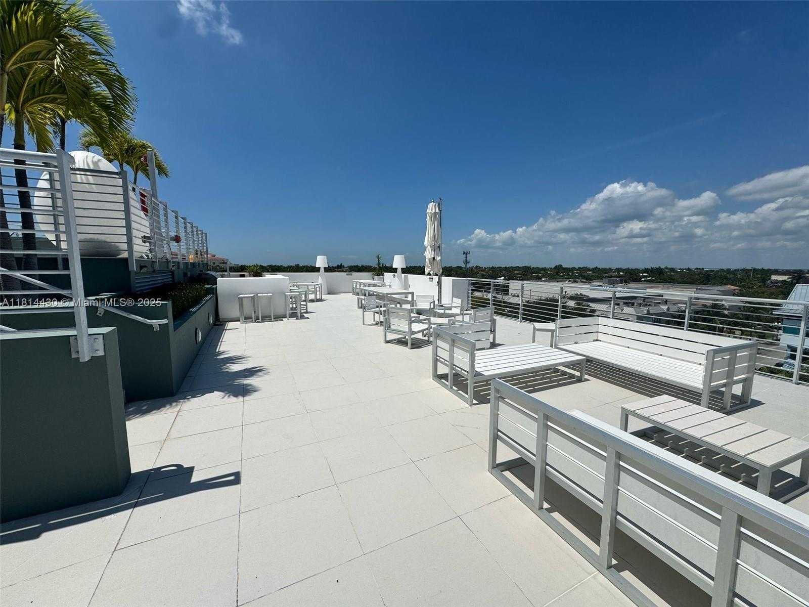 Small Image of 101 SUNRISE DR #A-201, Key Biscayne Number 14