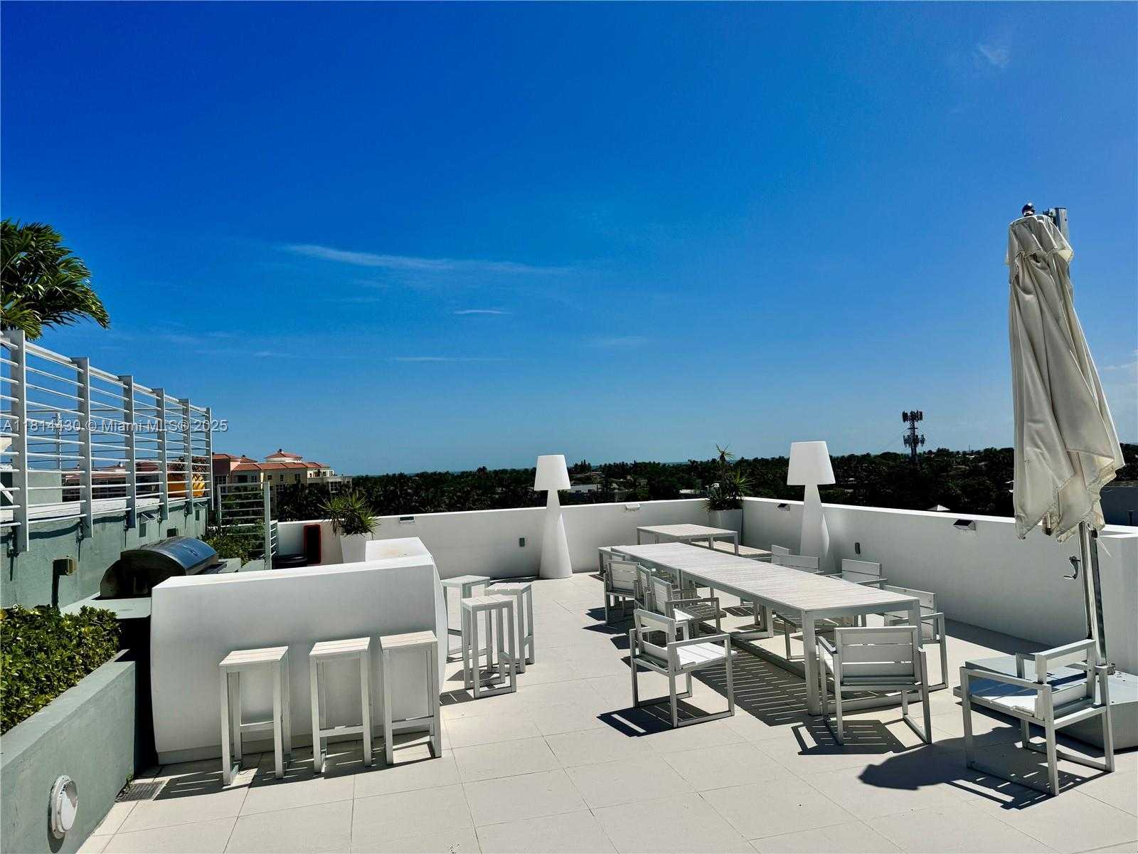 Small Image of 101 SUNRISE DR #A-201, Key Biscayne Number 28