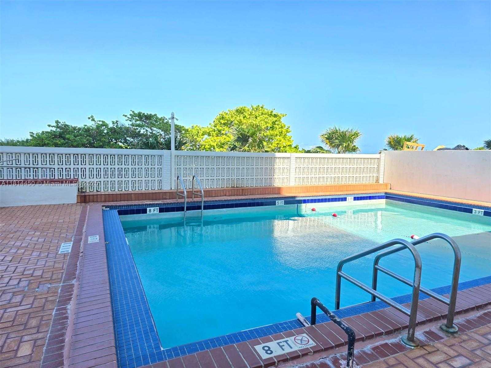 Small Image of 6969 COLLINS AVE #904, Miami Beach Number 13
