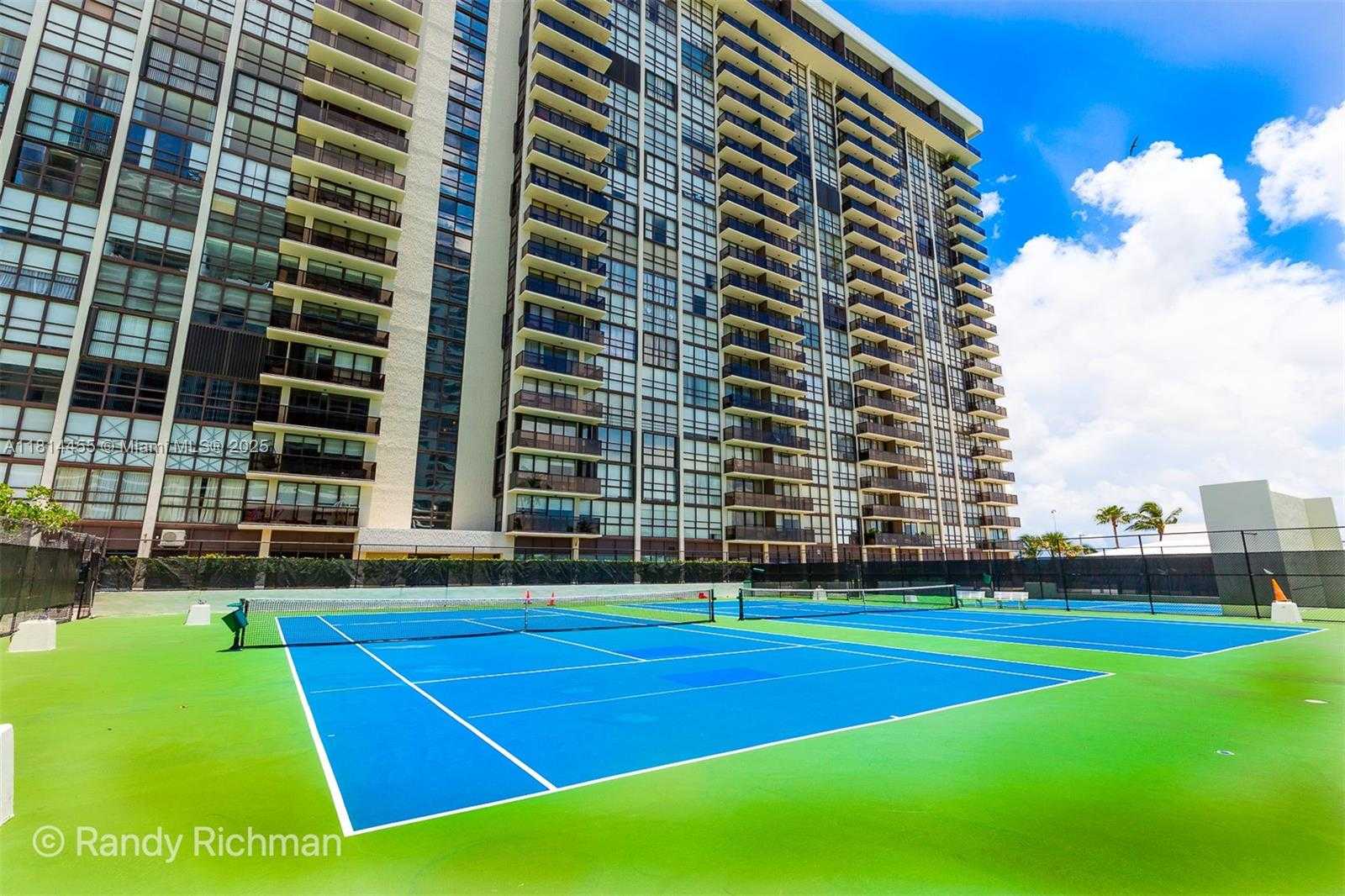Small Image of 600 NORTH EAST 36TH ST #1923, Miami Number 15