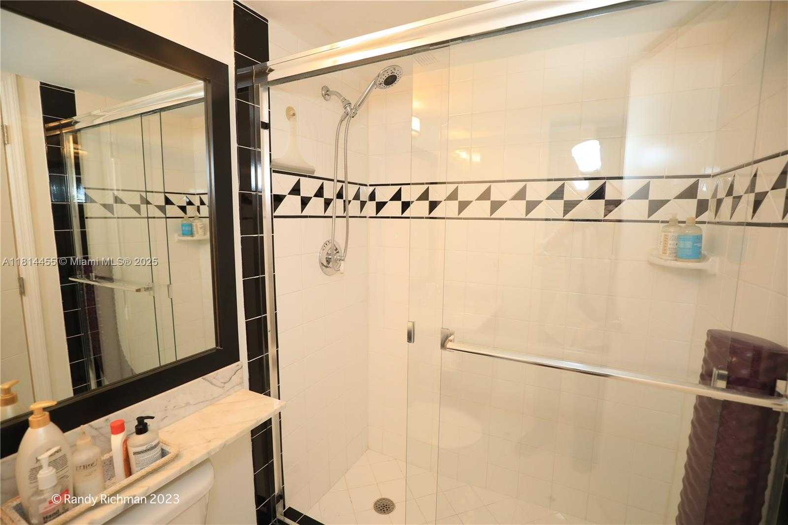 Small Image of 600 NORTH EAST 36TH ST #1923, Miami Number 25