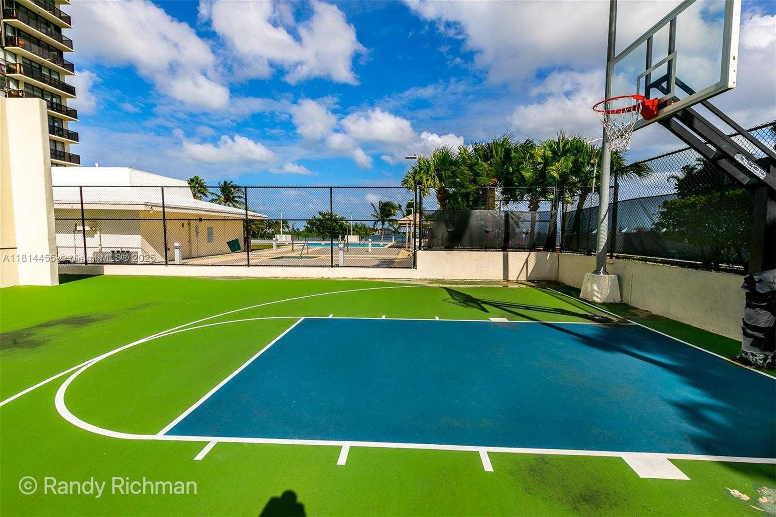 Small Image of 600 NORTH EAST 36TH ST #1923, Miami Number 31