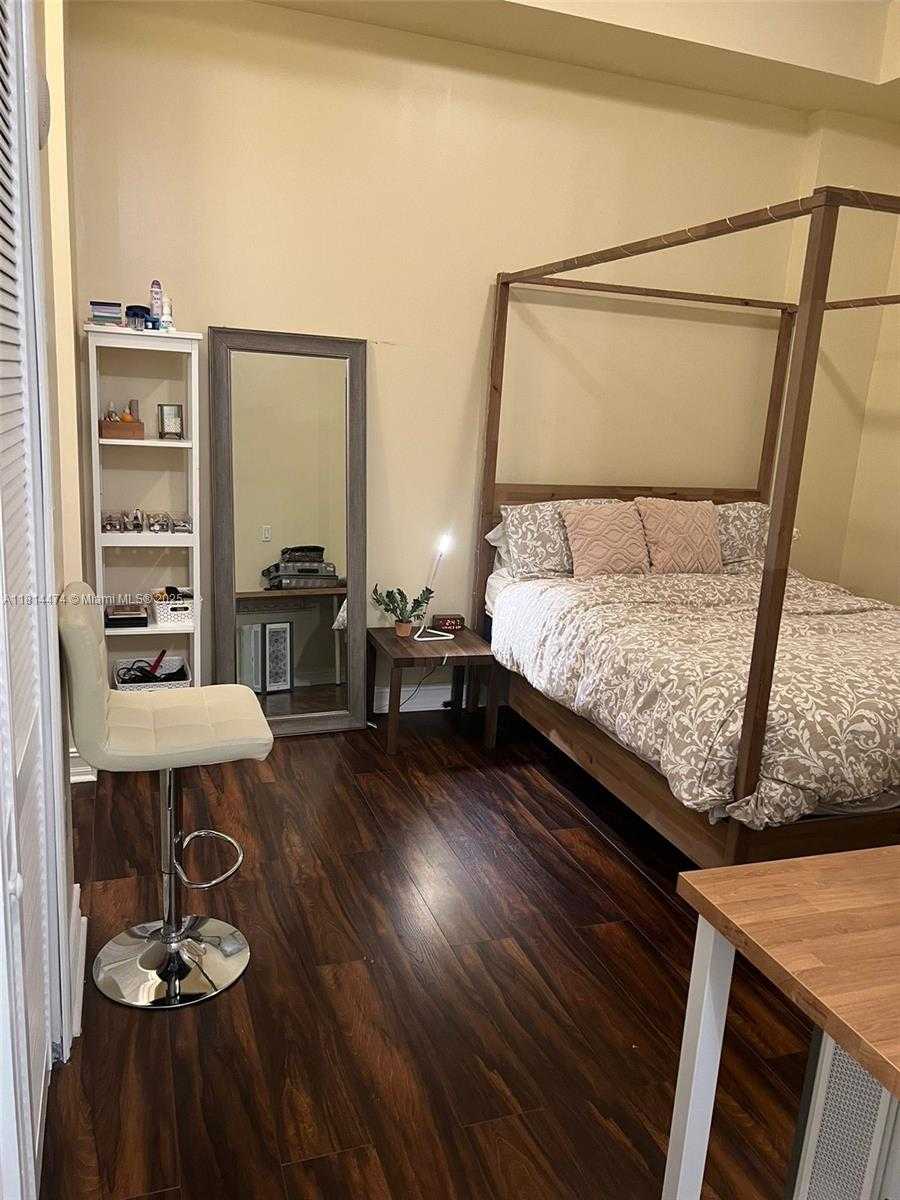 Small Image of 1805 PONCE DE LEON BLVD #526, Coral Gables Number 17