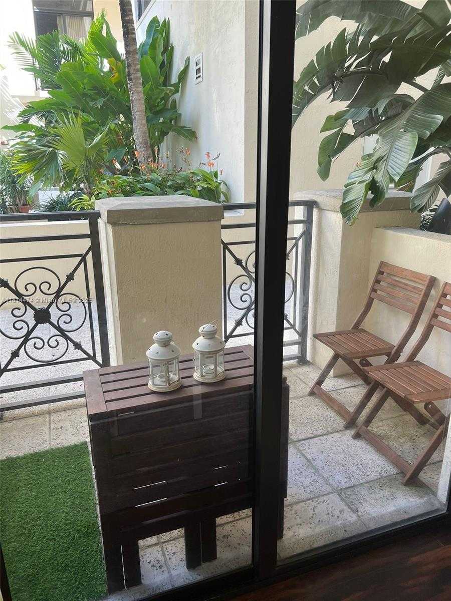 Small Image of 1805 PONCE DE LEON BLVD #526, Coral Gables Number 19