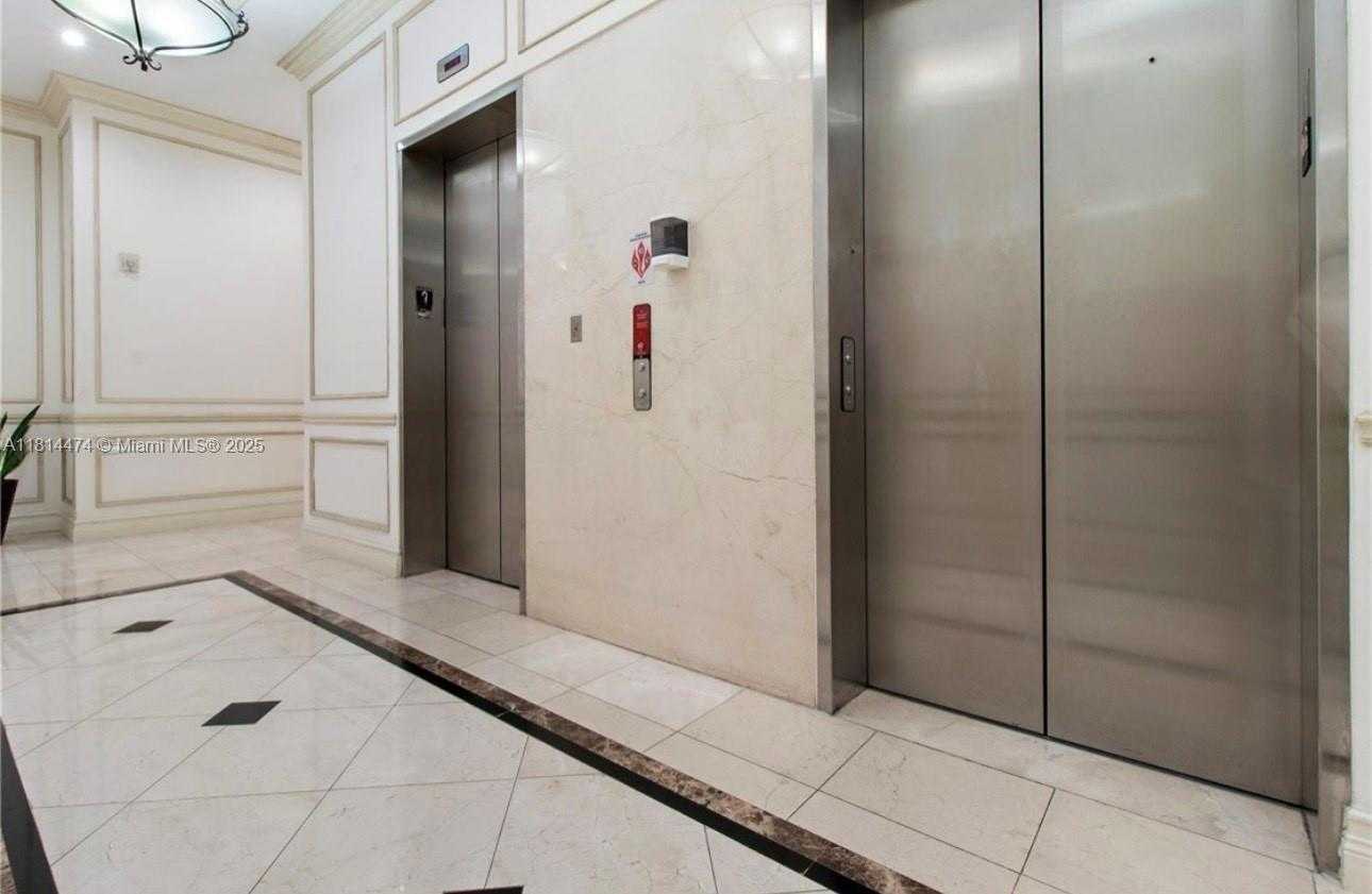 Small Image of 1805 PONCE DE LEON BLVD #526, Coral Gables Number 7