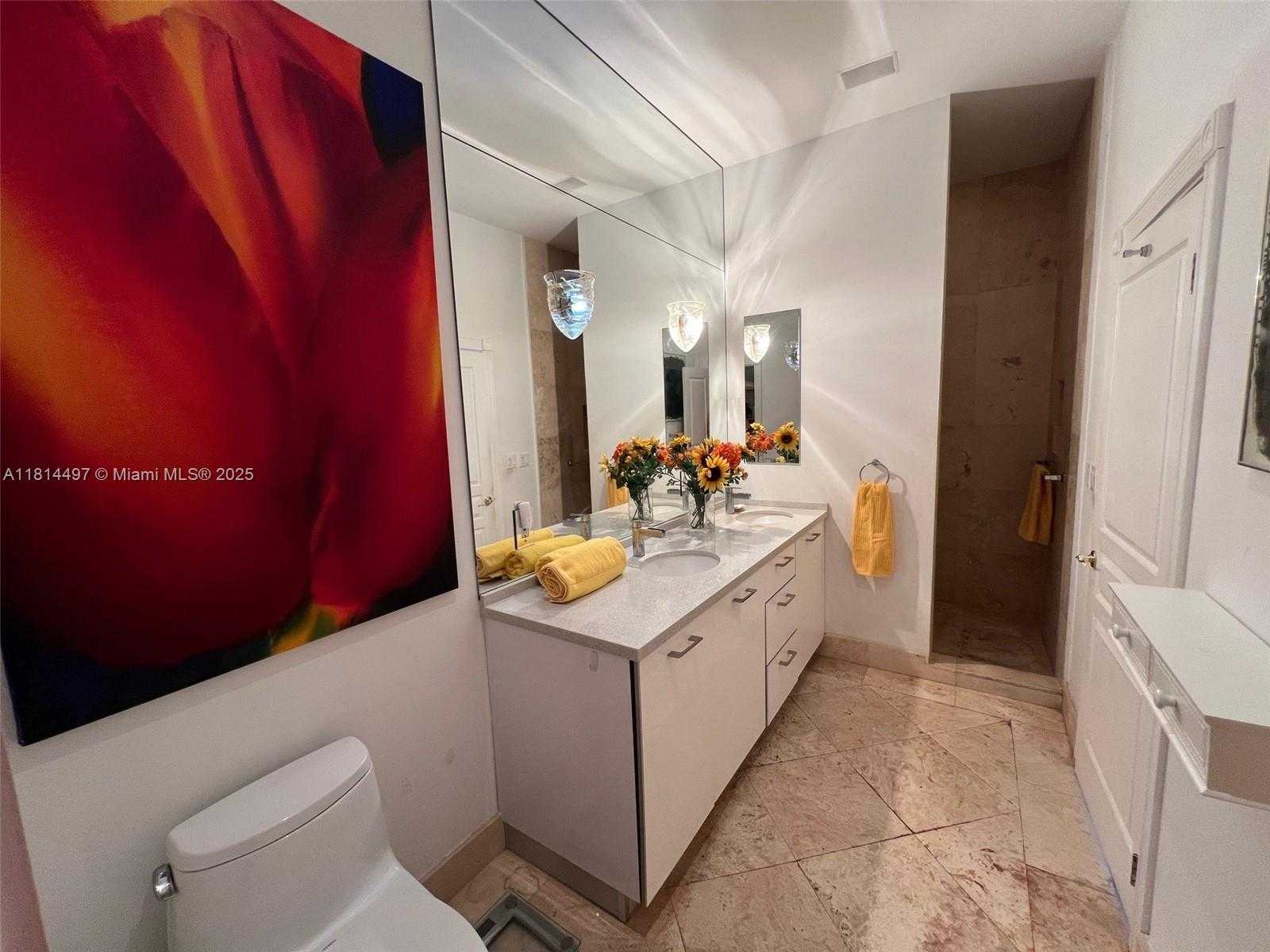 Small Image of 100 LINCOLN RD #PH12, Miami Beach Number 16