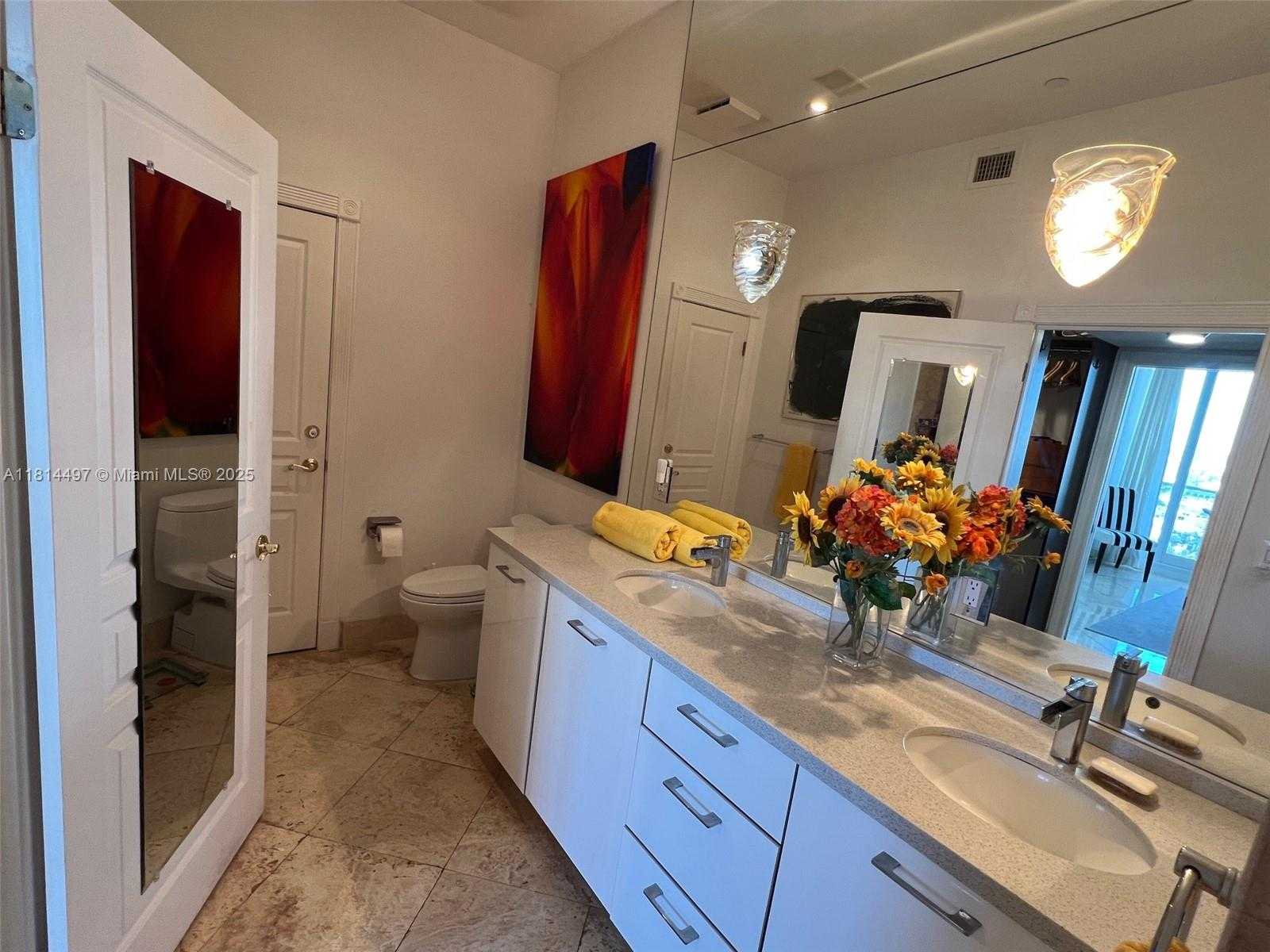Small Image of 100 LINCOLN RD #PH12, Miami Beach Number 17