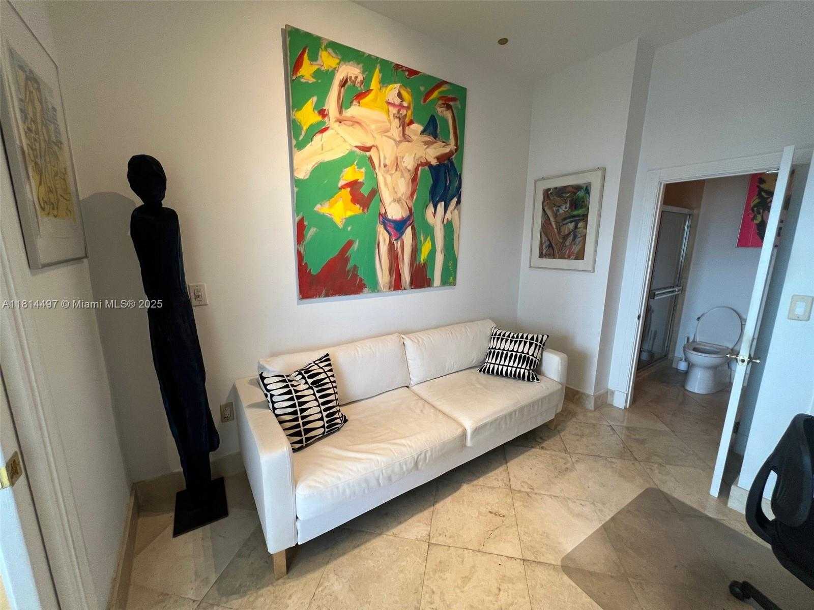 Small Image of 100 LINCOLN RD #PH12, Miami Beach Number 23