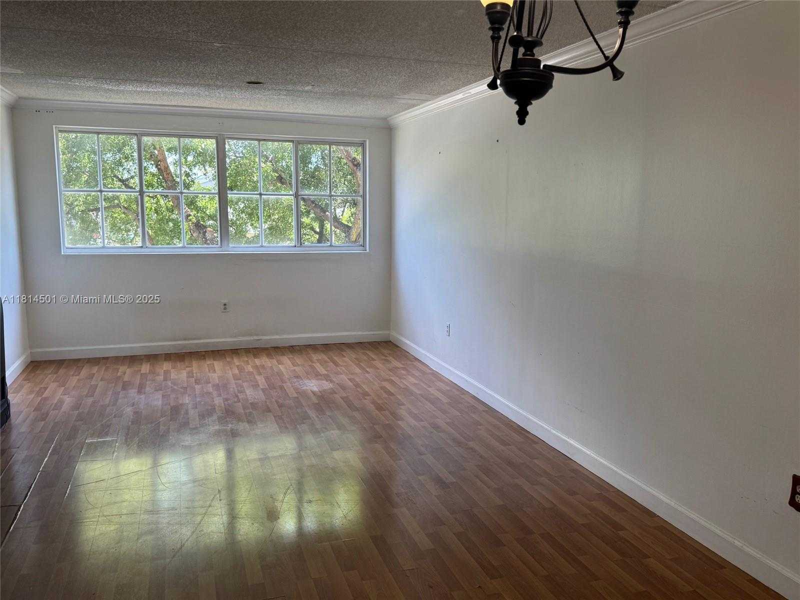 Small Image of 6195 NORTH WEST 186TH ST #303, Hialeah Number 5