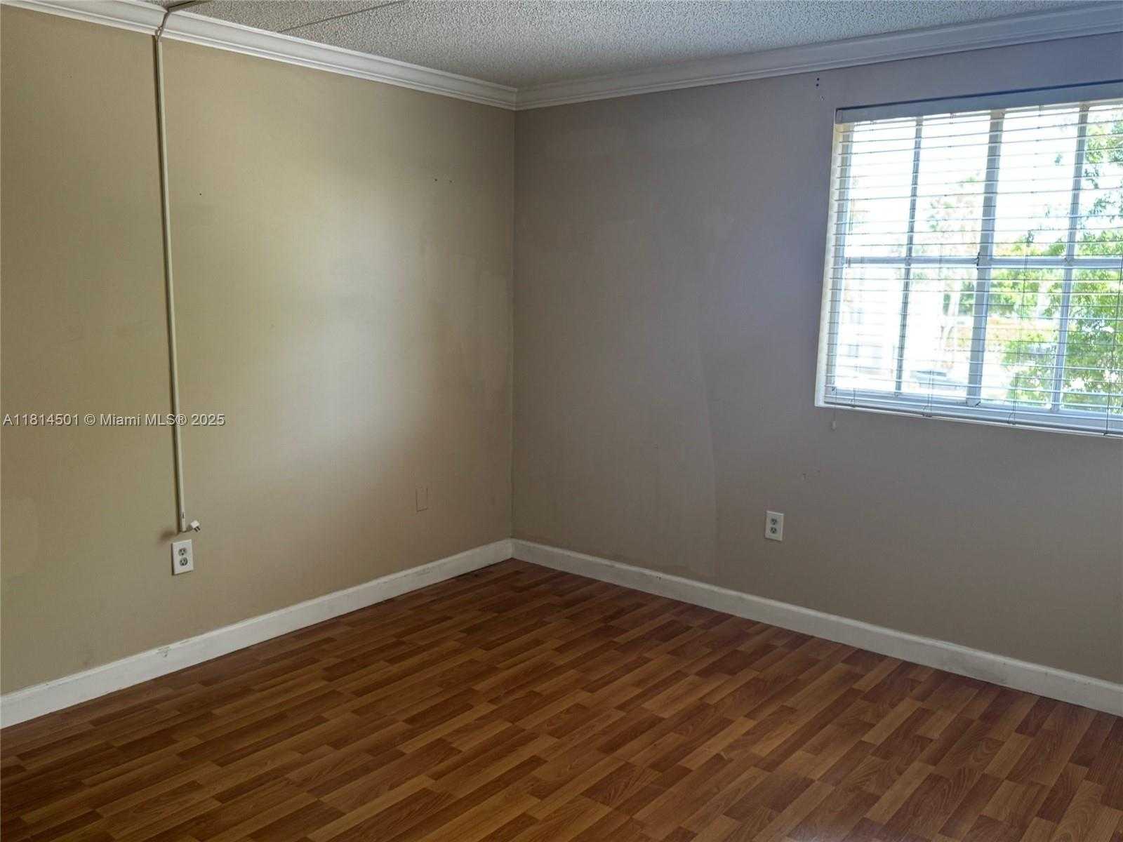 Small Image of 6195 NORTH WEST 186TH ST #303, Hialeah Number 7