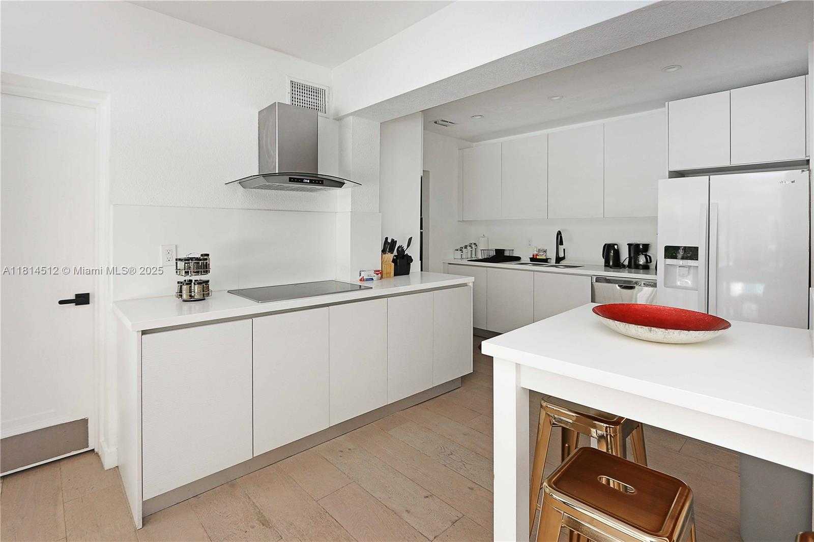 Small Image of 1109 NORTH EAST 89TH ST, Miami Number 19