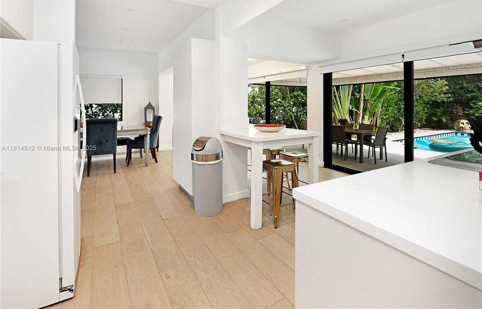 Small Image of 1109 NORTH EAST 89TH ST, Miami Number 21