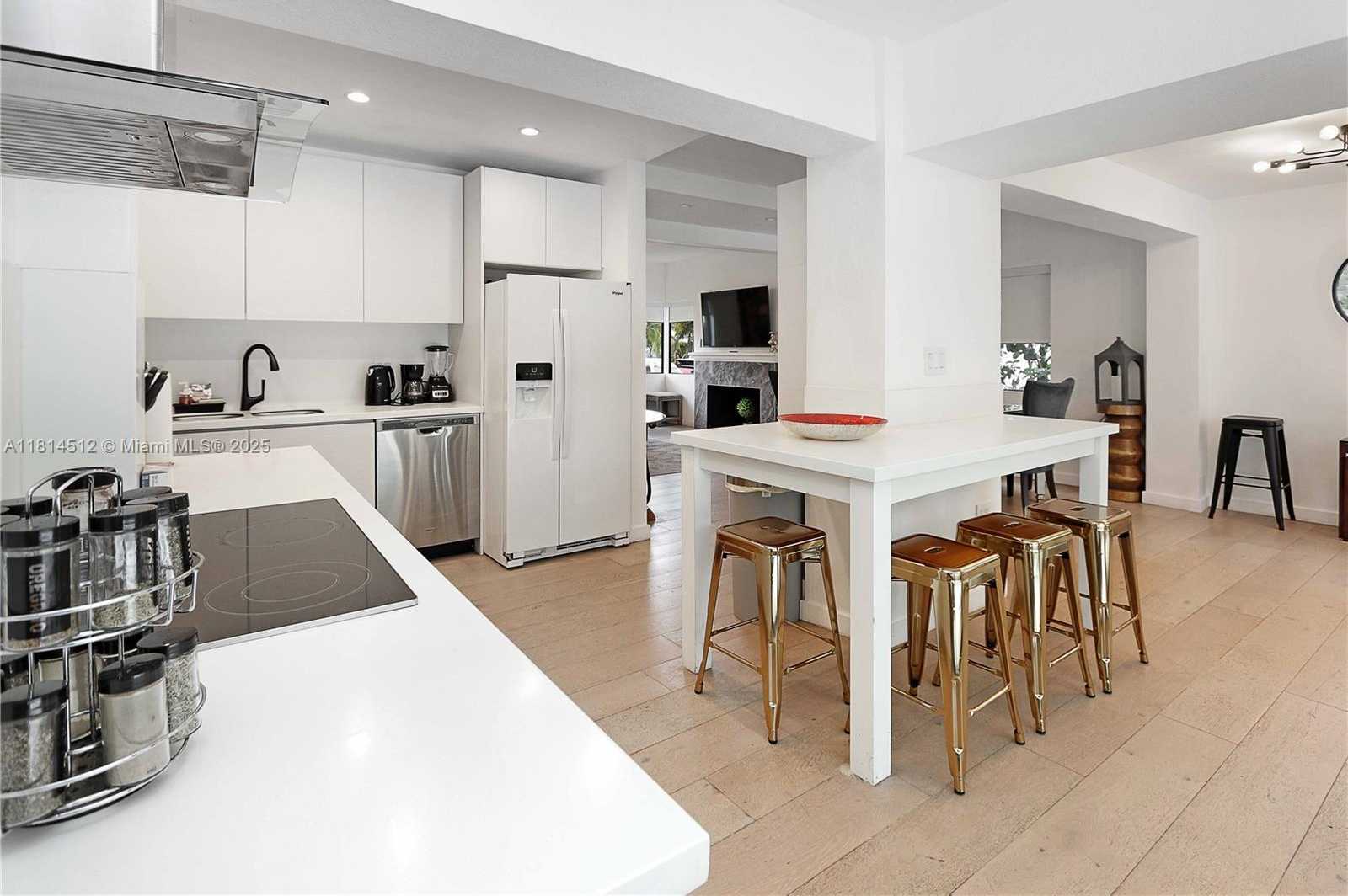 Small Image of 1109 NORTH EAST 89TH ST, Miami Number 22