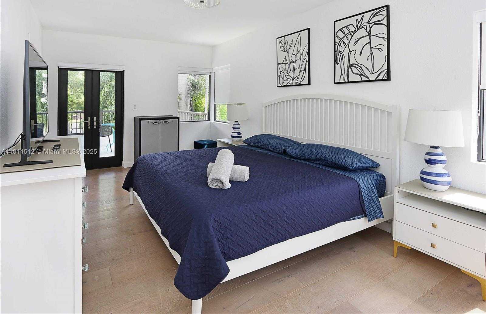 Small Image of 1109 NORTH EAST 89TH ST, Miami Number 28