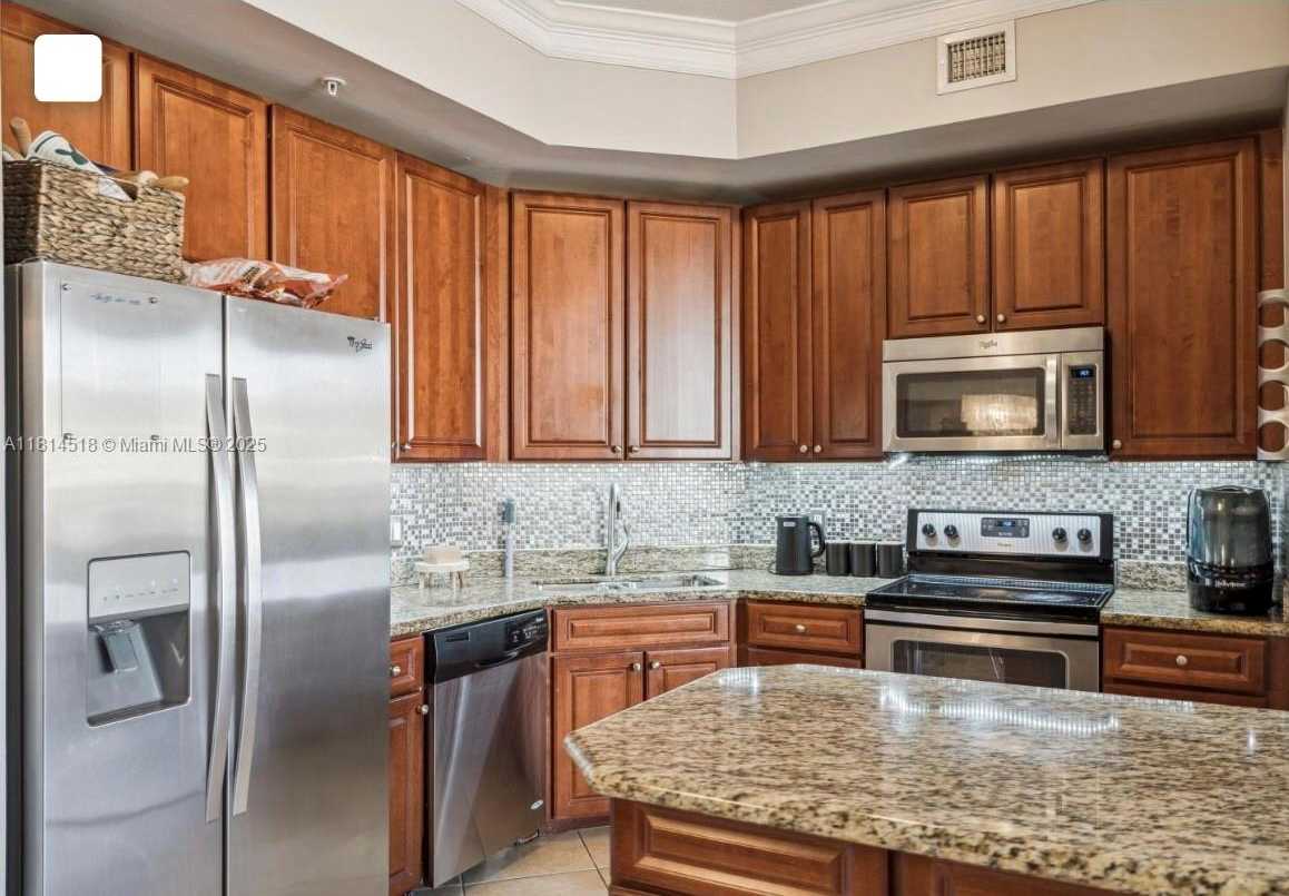 Small Image of 3001 NORTH EAST 185TH ST #632, Aventura Number 7