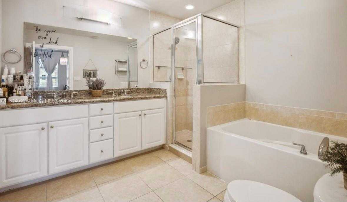 Small Image of 3001 NORTH EAST 185TH ST #632, Aventura Number 8