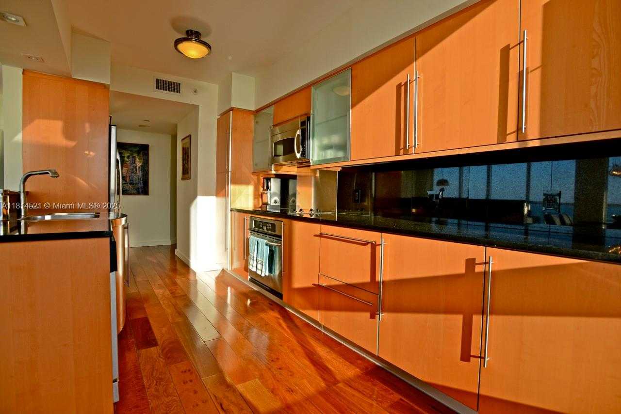 Small Image of 6365 COLLINS AVE #3908, Miami Beach Number 3