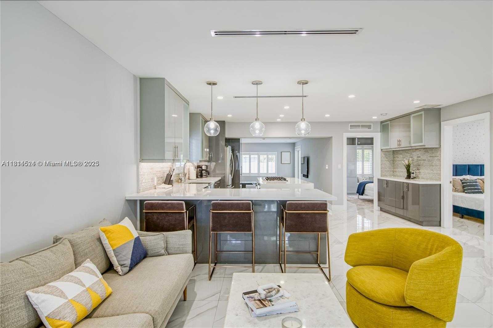 Small Image of 1239 WASHINGTON ST #1239, Hollywood Number 2