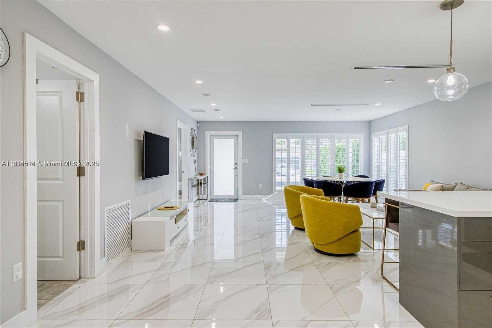 Small Image of 1239 WASHINGTON ST #1239, Hollywood Number 6