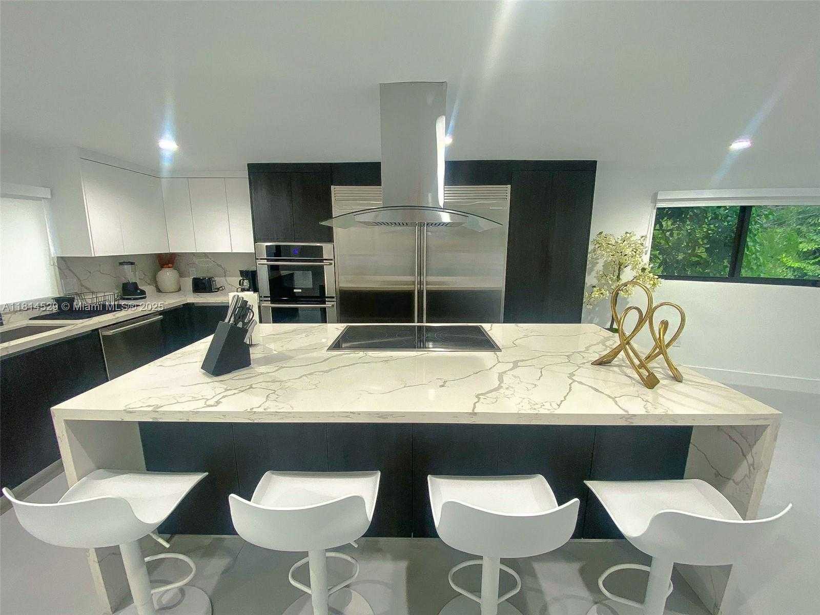 Small Image of 6025 SOUTH WEST 72ND AVE #-, Miami Number 14