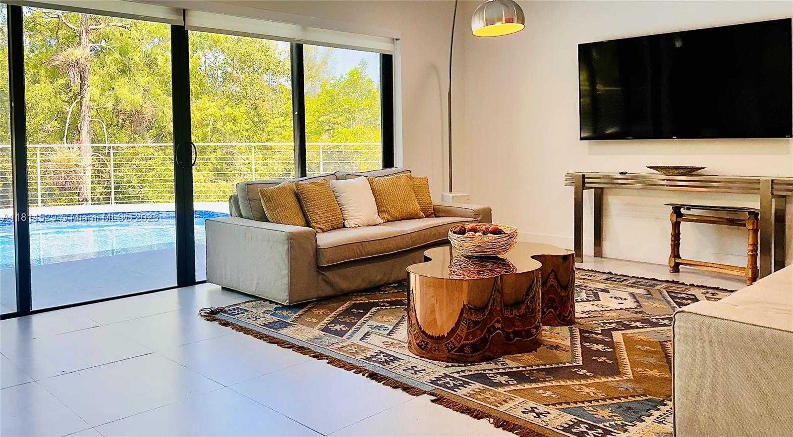 Small Image of 6025 SOUTH WEST 72ND AVE #-, Miami Number 16