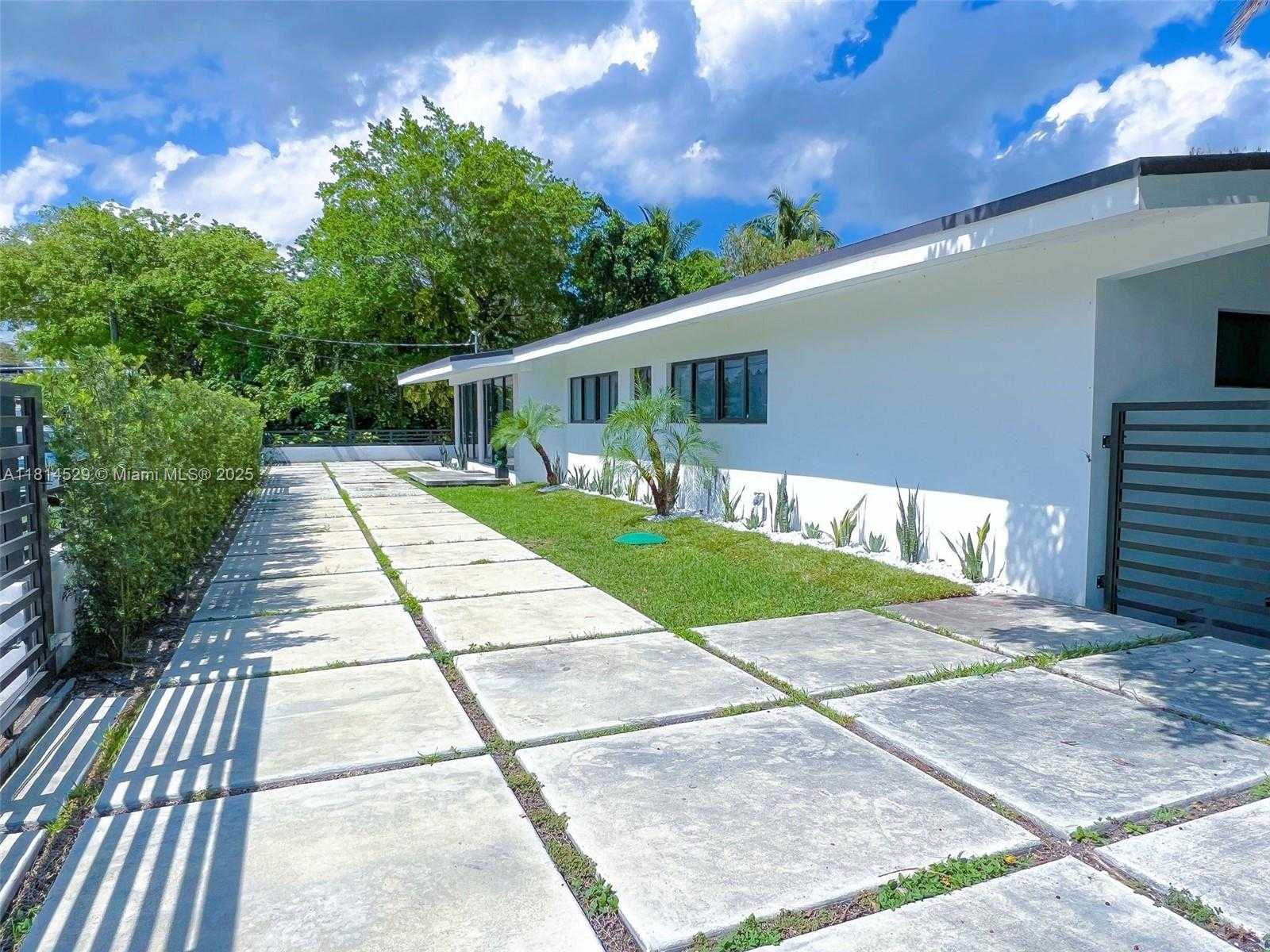 Small Image of 6025 SOUTH WEST 72ND AVE #-, Miami Number 7