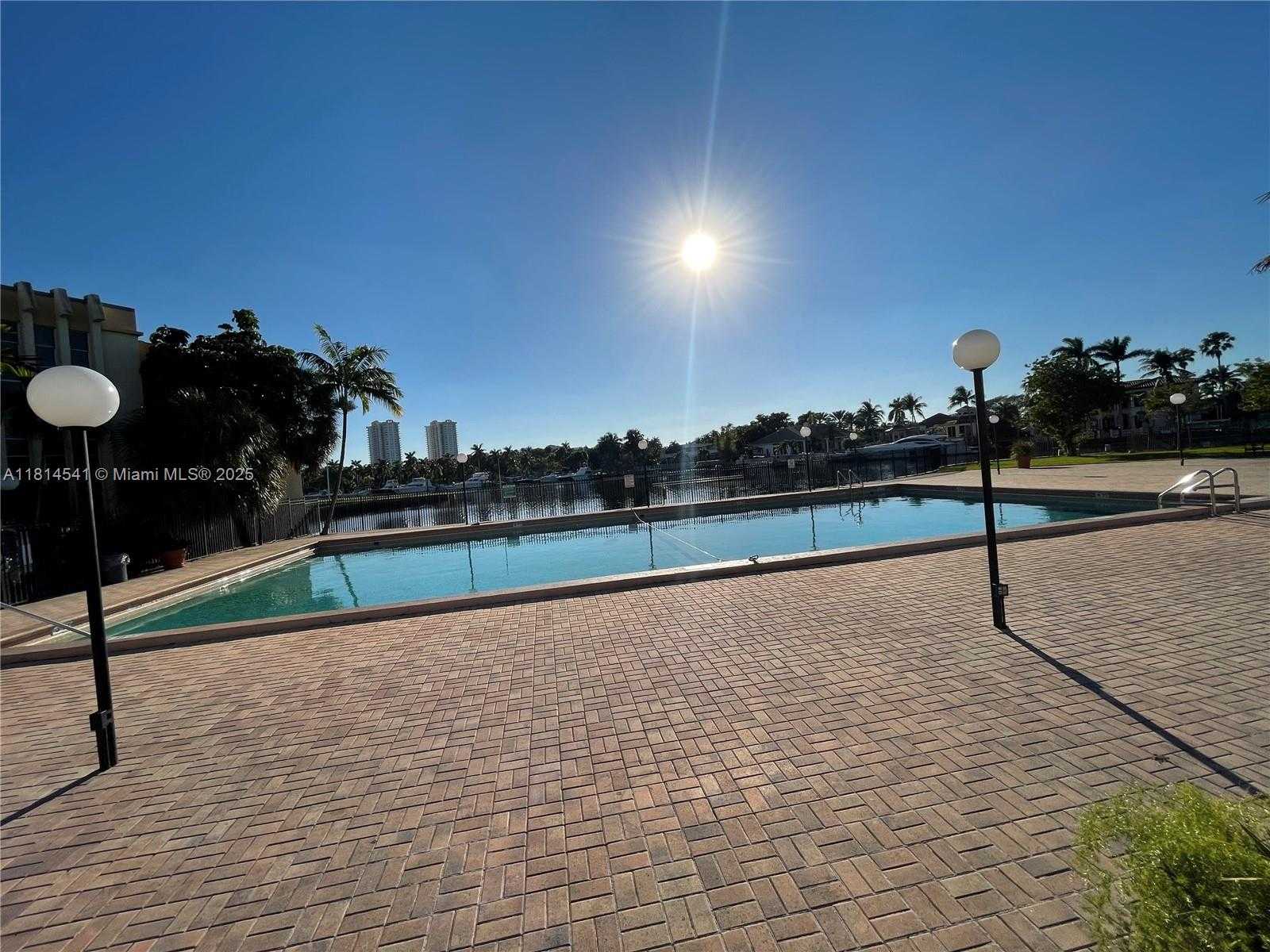 Small Image of 701 THREE ISLANDS BLVD #511, Hallandale Beach Number 37