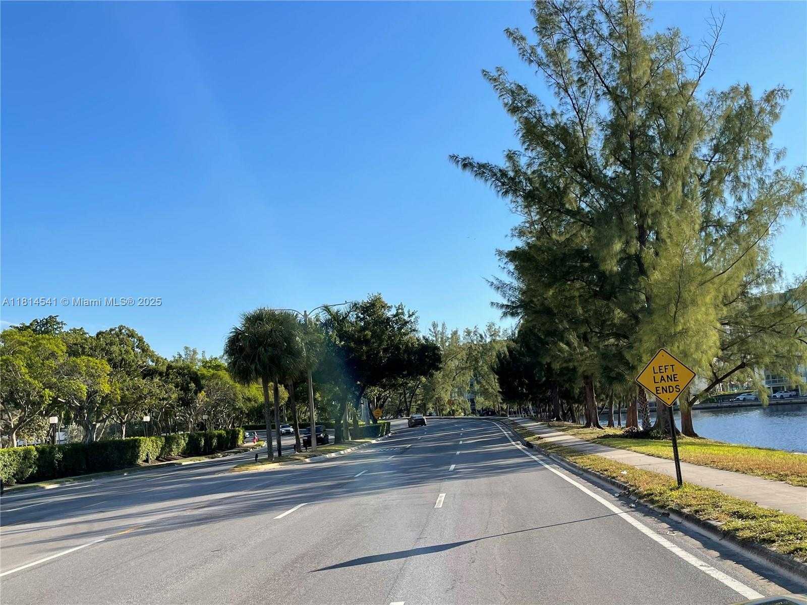 Small Image of 701 THREE ISLANDS BLVD #511, Hallandale Beach Number 49