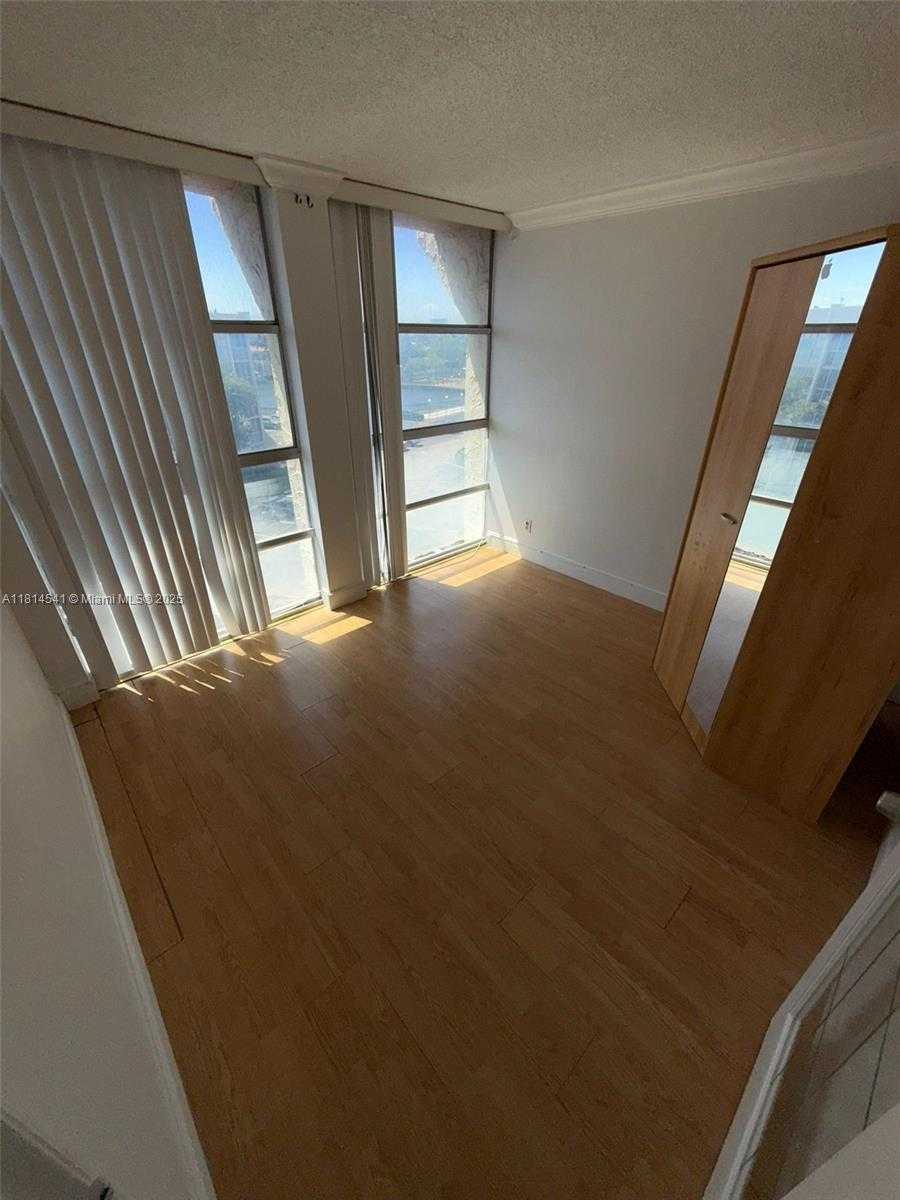 Small Image of 701 THREE ISLANDS BLVD #511, Hallandale Beach Number 9