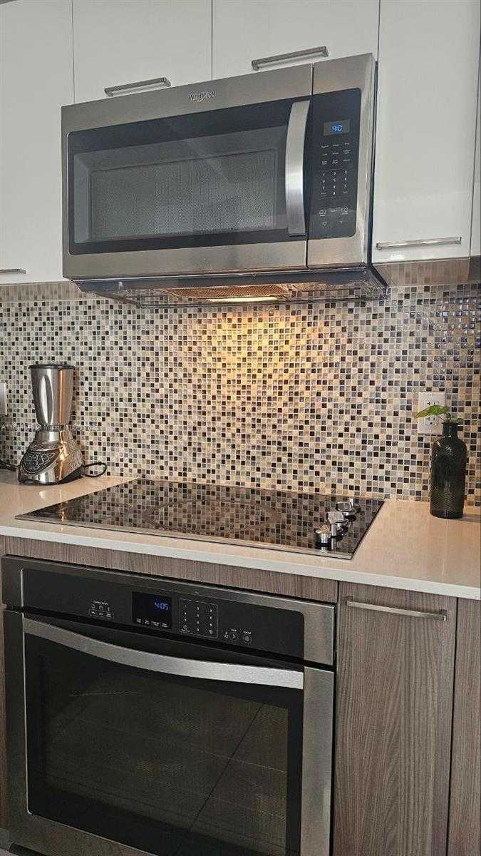 Small Image of 5300 NORTH WEST PASEO BLVD #1106, Doral Number 11