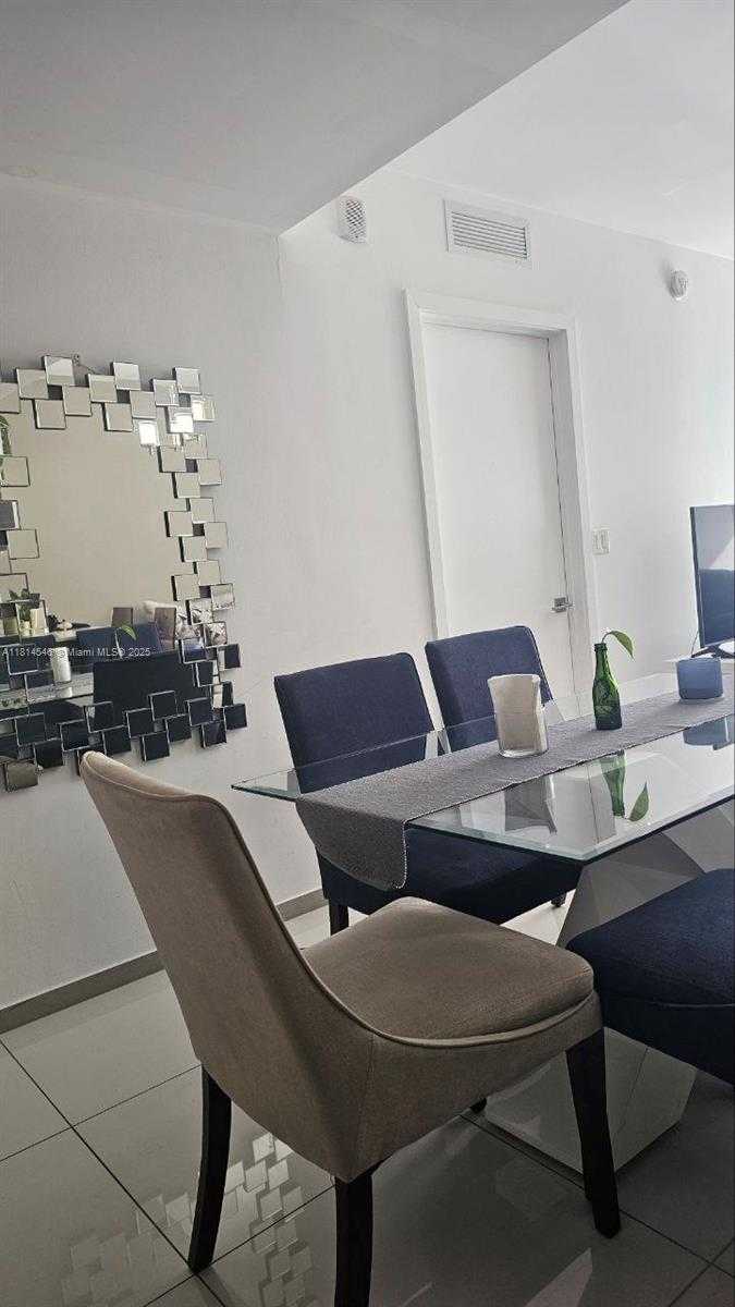 Small Image of 5300 NORTH WEST PASEO BLVD #1106, Doral Number 13