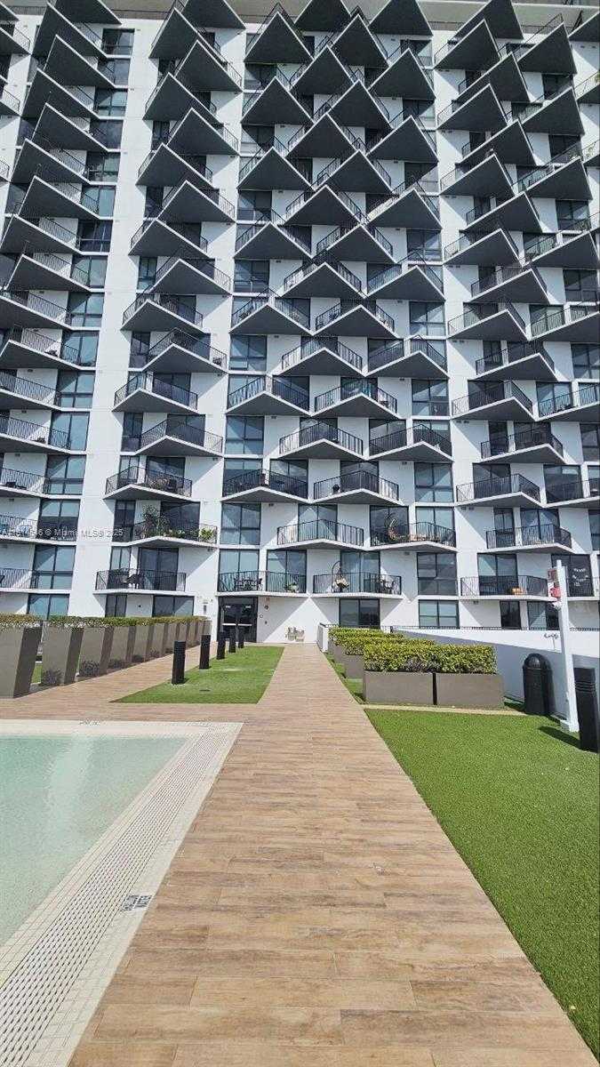 Small Image of 5300 NORTH WEST PASEO BLVD #1106, Doral Number 2