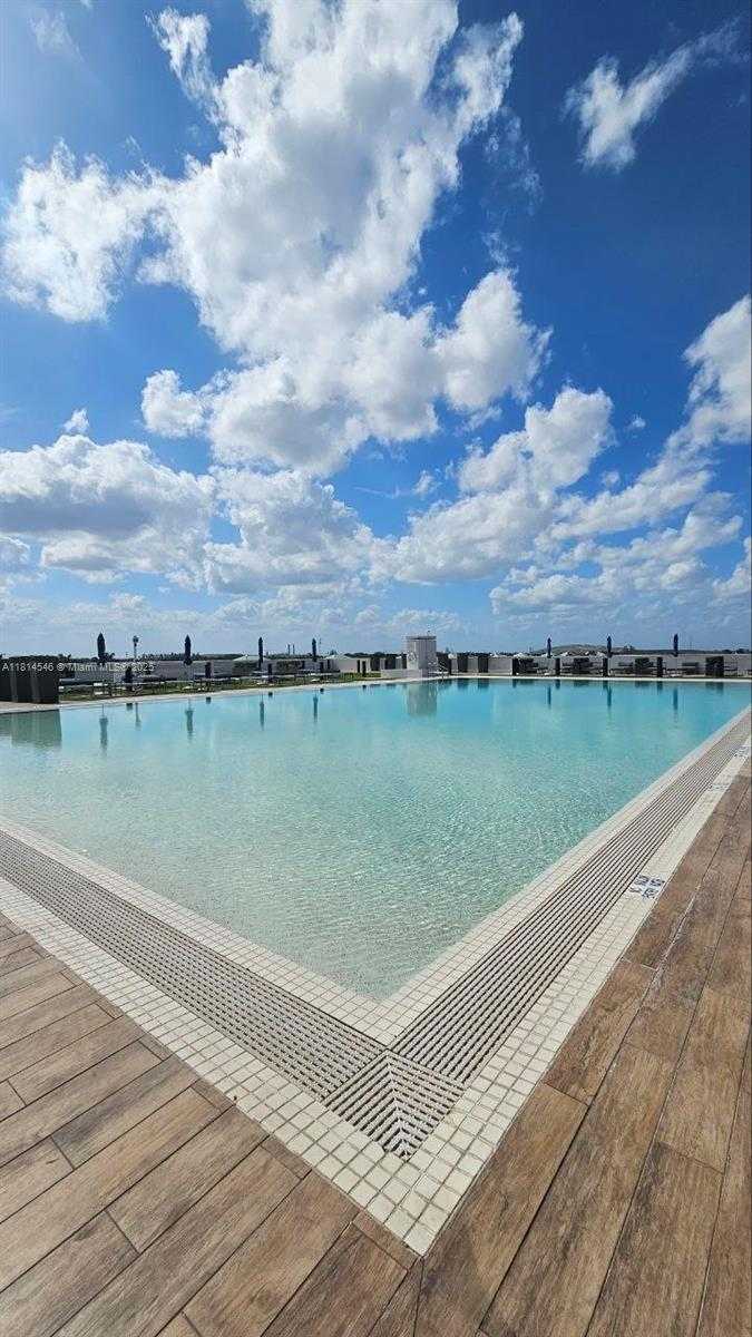 Small Image of 5300 NORTH WEST PASEO BLVD #1106, Doral Number 4