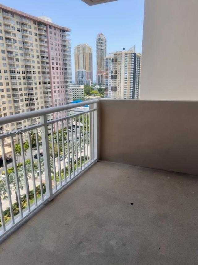 Small Image of 250 174TH ST #1211, Sunny Isles Beach Number 2