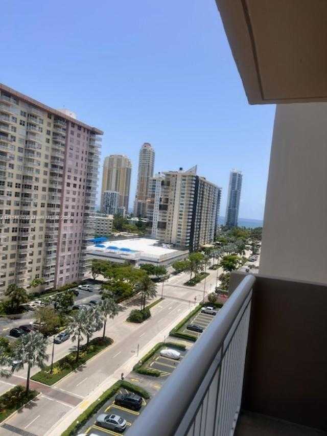 Small Image of 250 174TH ST #1211, Sunny Isles Beach Number 3