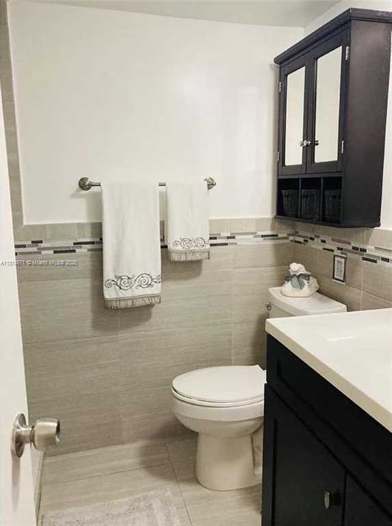 Small Image of 5161 COLLINS AVE #301, Miami Beach Number 7