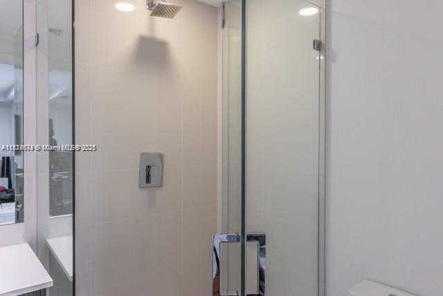 Small Image of 45 SOUTH WEST 9TH ST #3305, Miami Number 15
