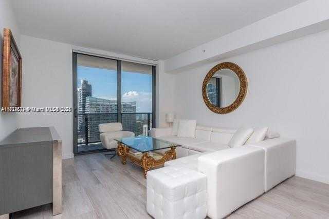 Small Image of 45 SOUTH WEST 9TH ST #3305, Miami Number 4