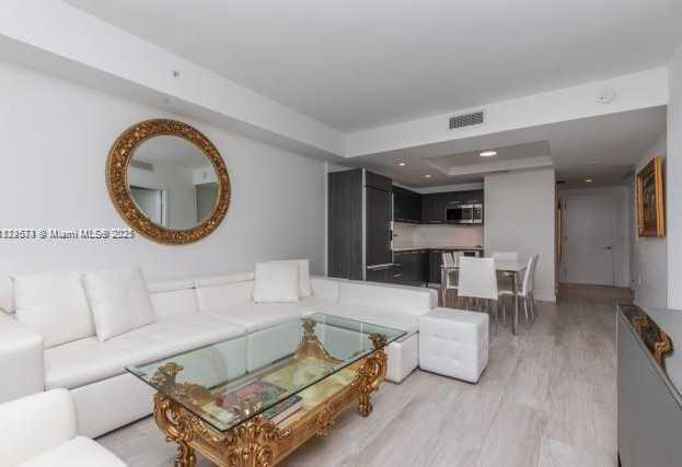 Small Image of 45 SOUTH WEST 9TH ST #3305, Miami Number 5