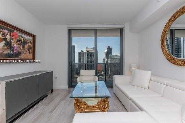 Small Image of 45 SOUTH WEST 9TH ST #3305, Miami Number 7