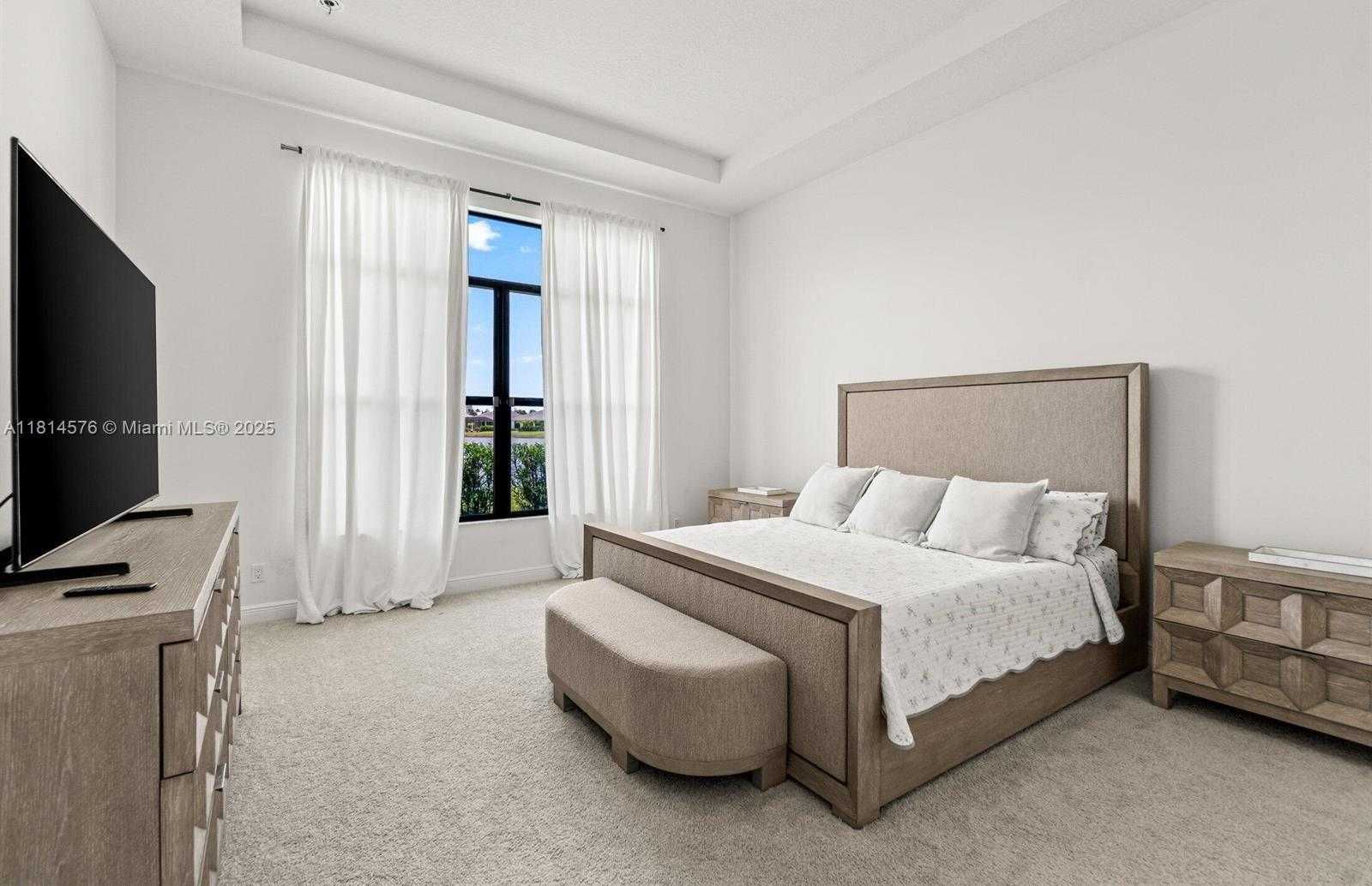 Imagen de Pequeño Objeto