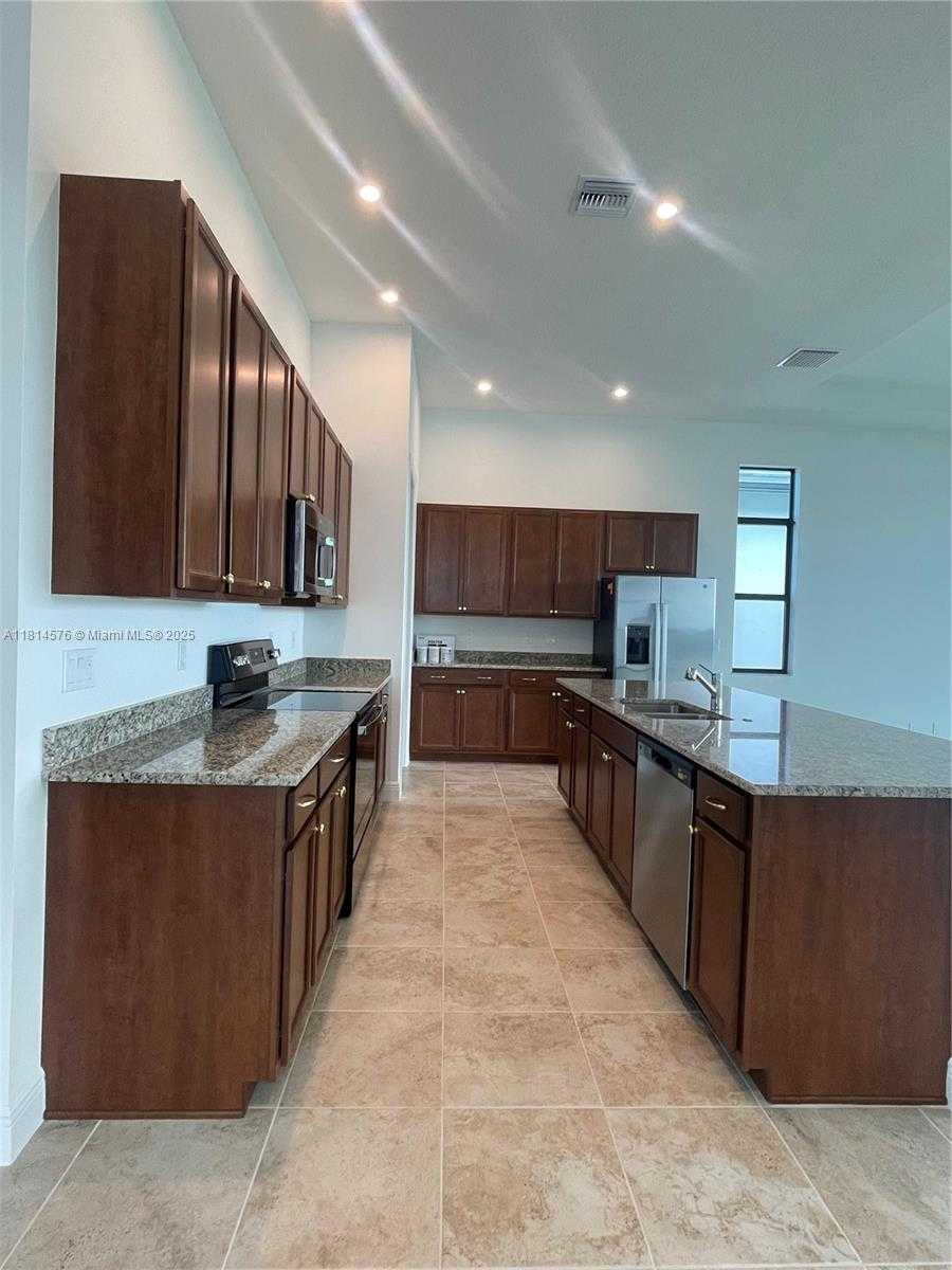 Imagen de Pequeño Objeto