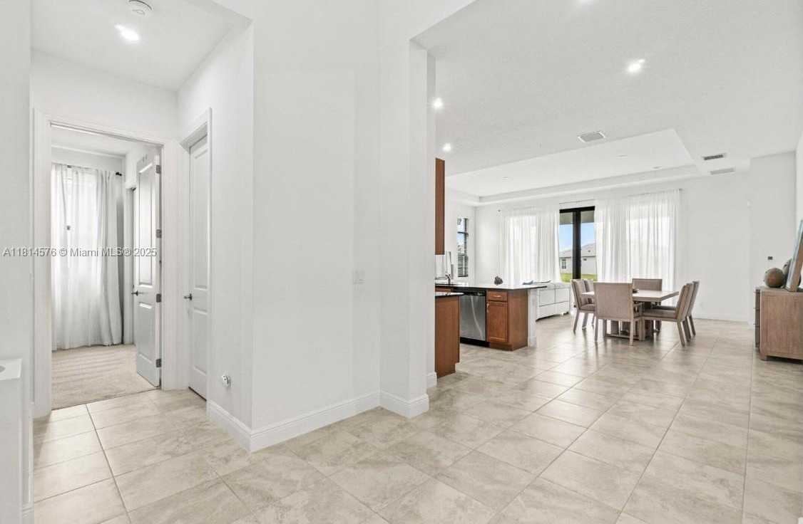 Imagen de Pequeño Objeto