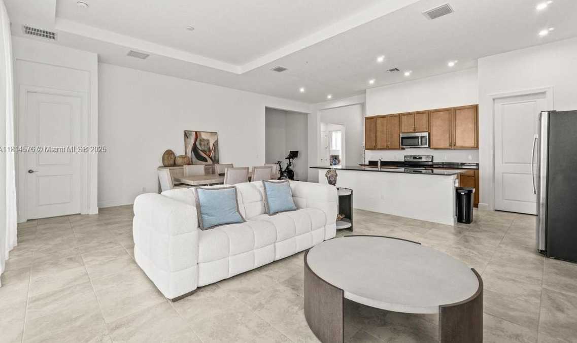 Imagen de Pequeño Objeto