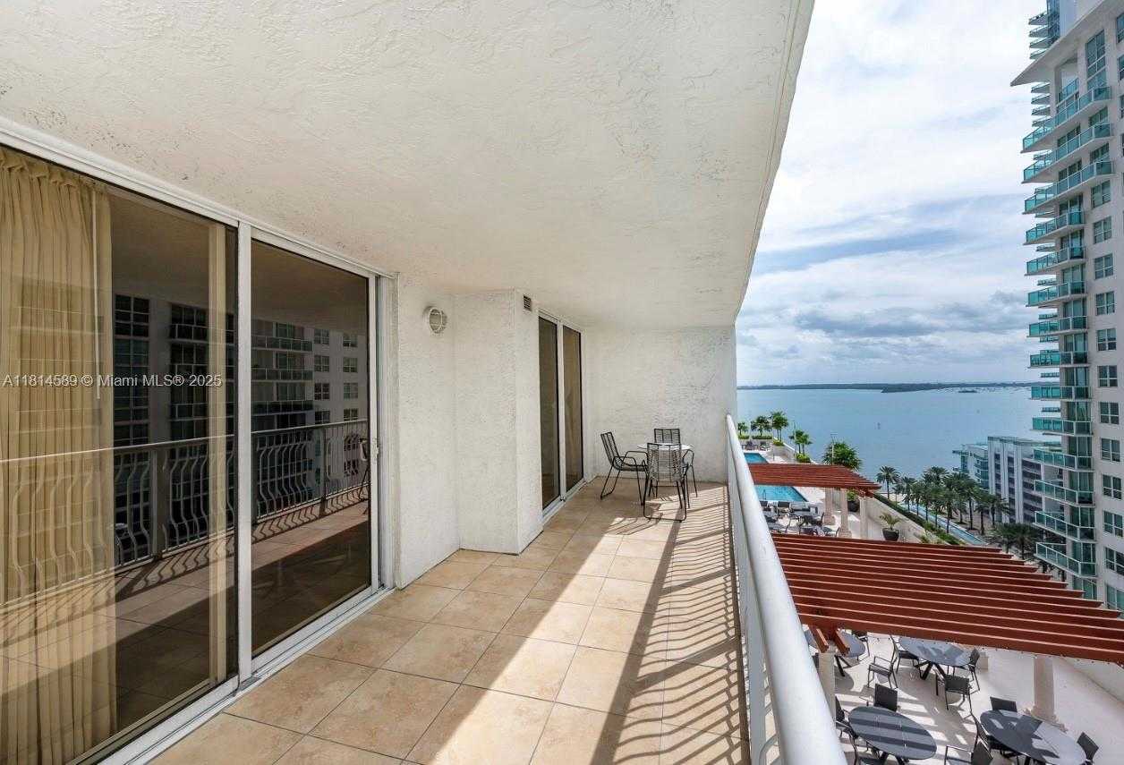 Small Image of 1200 BRICKELL BAY DR #1617, Miami Number 19
