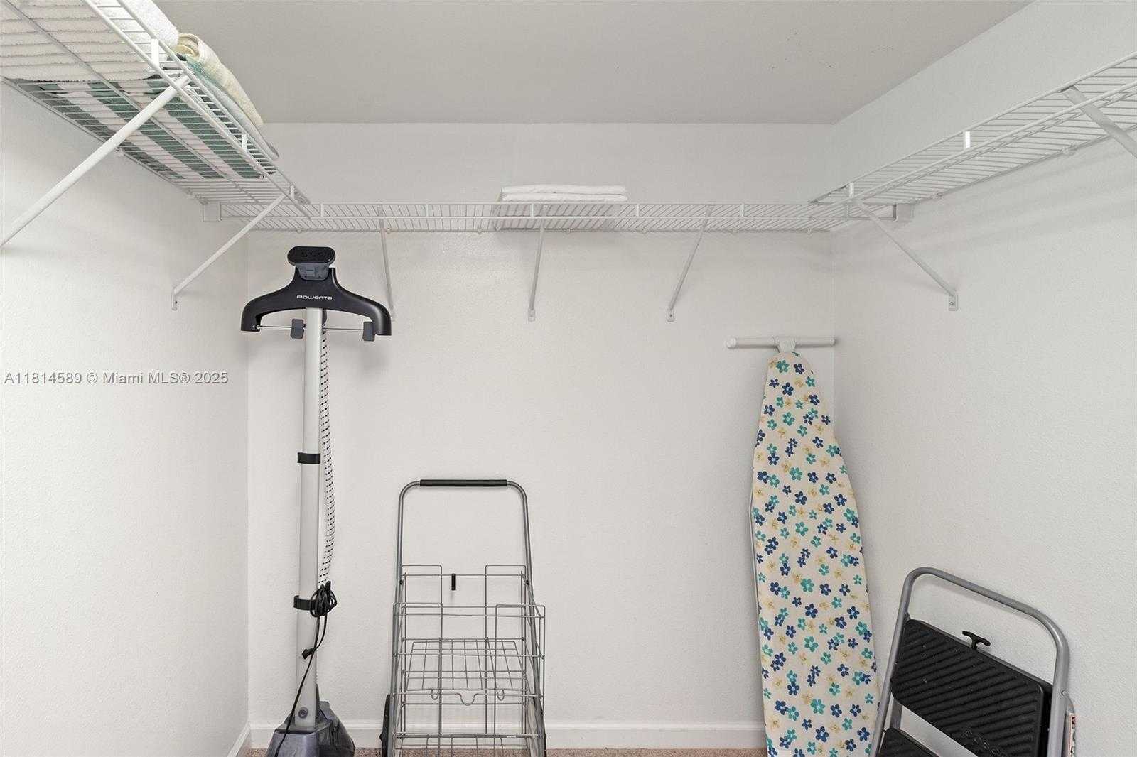 Small Image of 1200 BRICKELL BAY DR #1617, Miami Number 9