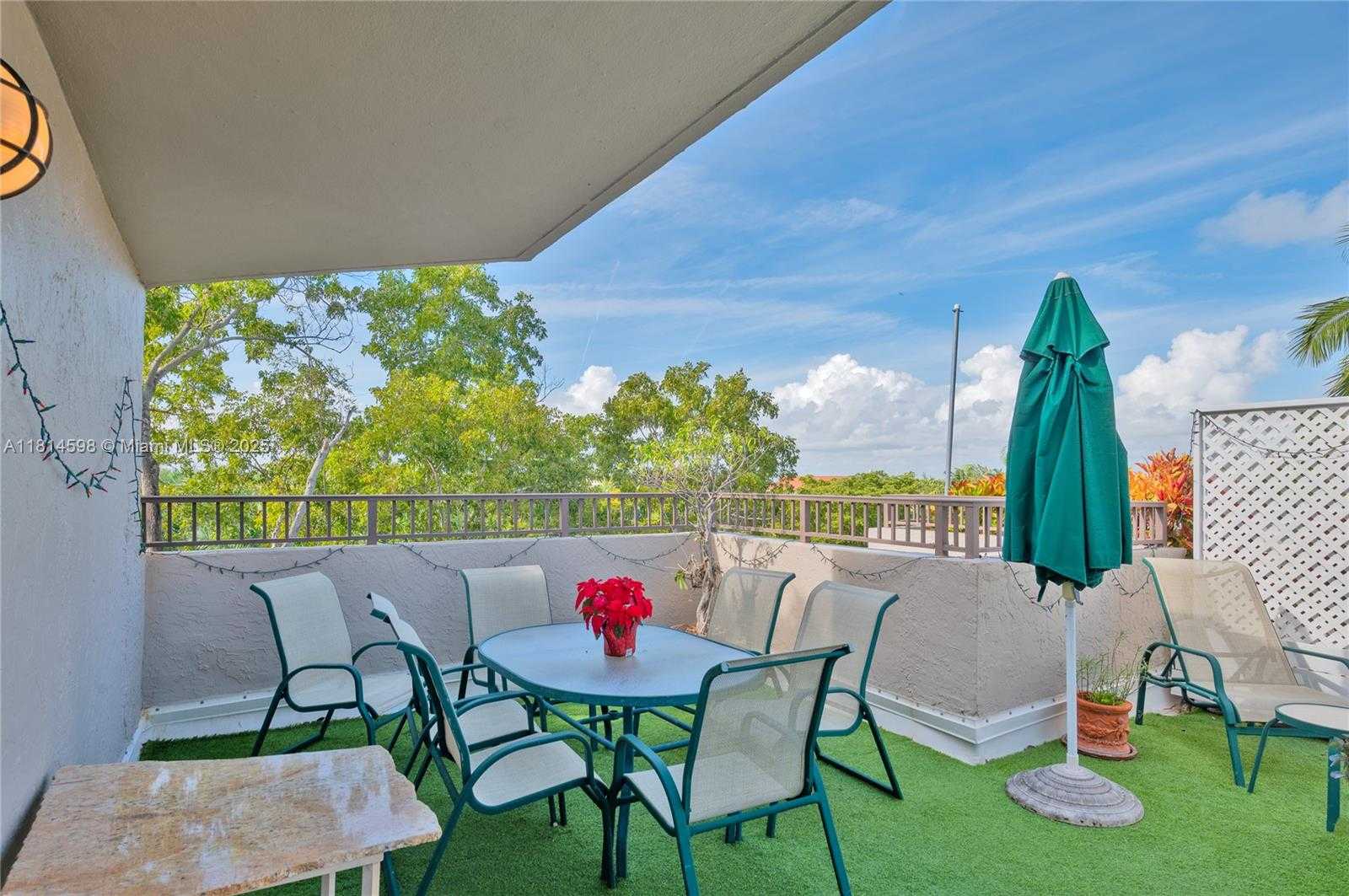 Small Image of 101 CRANDON BLVD #480, Key Biscayne Number 10