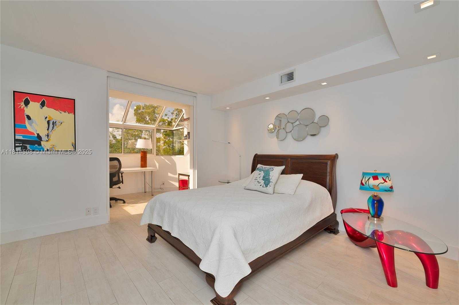 Small Image of 101 CRANDON BLVD #480, Key Biscayne Number 19